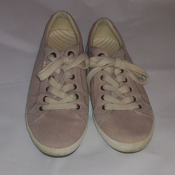 Taos footwear Star Beige sneaker Size 9.5 US - Picture 1 of 6